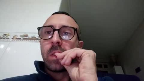 Snapshot of 90gonzalo chatting on 01/12/26, 08:14 90gonzalo online show from 01/12/26, 08:14