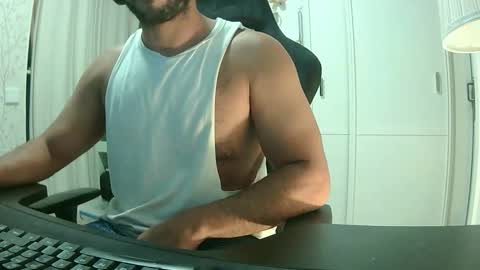 Arturo online show from 12/03/25, 09:13