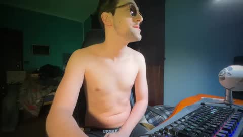 91stefisexy91 online show from 02/09/25, 12:06