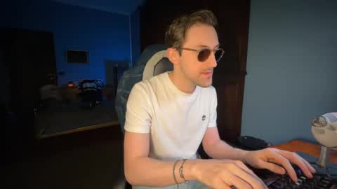 Snapshot of 91stefisexy91 chatting on 02/24/25, 10:03 91stefisexy91 online show from 02/24/25, 10:03