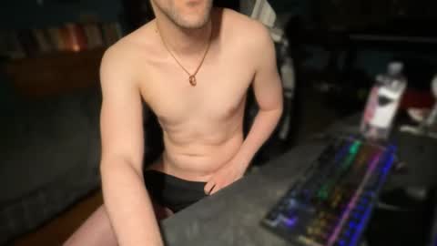 Snapshot of 91stefisexy91 chatting on 10/29/25, 05:47 91stefisexy91 online show from 10/29/25, 05:47