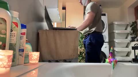 Patrick online show from 03/07/25, 02:46