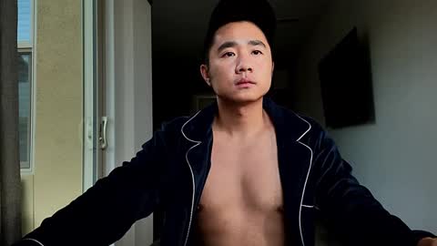 Snapshot of 985454251 chatting on 03/05/25, 12:49 985454251 online show from 03/05/25, 12:49