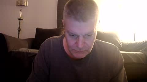 Snapshot of 989guy chatting on 06/16/26, 10:23 989guy online show from 06/16/26, 10:23