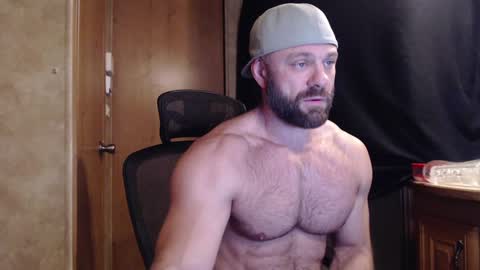 Snapshot of 9fat_inches chatting on 01/21/25, 03:59 9 fat inches online show from 01/21/25, 03:59