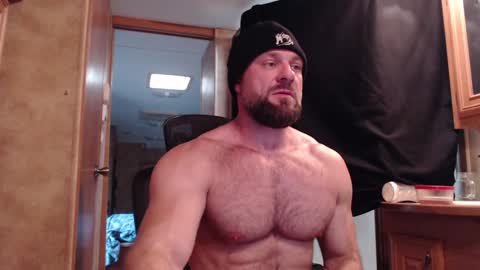 Snapshot of 9fat_inches chatting on 02/08/25, 11:02 9 fat inches online show from 02/08/25, 11:02