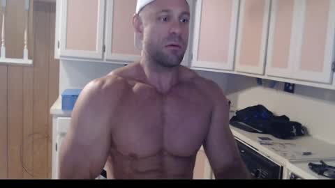 Snapshot of 9fat_inches chatting on 06/06/26, 05:28 9 fat inches online show from 06/06/26, 05:28