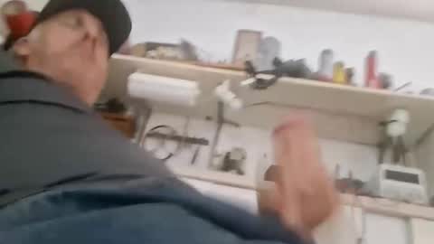 Snapshot of 9inchesnya chatting on 10/27/25, 05:28 9inchesnya online show from 10/27/25, 05:28