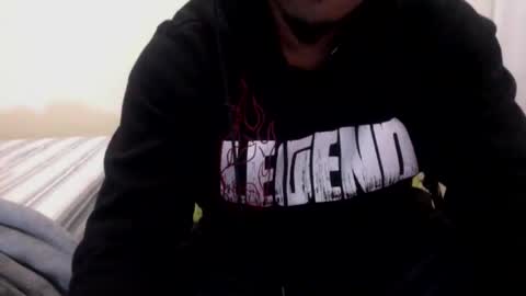 9inchhammer online show from 12/17/25, 08:20