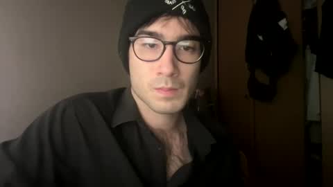 Snapshot of 9thislandd chatting on 01/06/25, 11:29 9thislandd online show from 01/06/25, 11:29