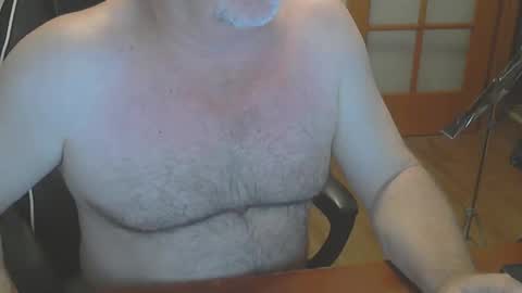 Snapshot of 9thistime chatting on 04/04/26, 06:11 9thistime online show from 04/04/26, 06:11