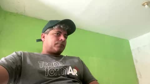 Snapshot of 9vinhocamshow chatting on 09/21/25, 11:12 9vinhocamshow online show from 09/21/25, 11:12