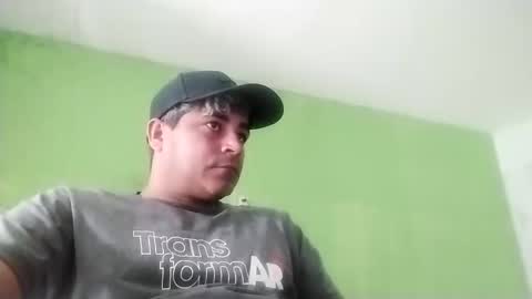 Snapshot of 9vinhocamshow chatting on 10/11/25, 11:31 9vinhocamshow online show from 10/11/25, 11:31