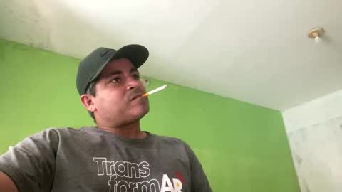 Snapshot of 9vinhocamshow chatting on 10/21/25, 11:00 9vinhocamshow online show from 10/21/25, 11:00