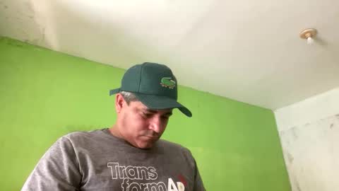 Snapshot of 9vinhocamshow chatting on 01/06/26, 11:25 9vinhocamshow online show from 01/06/26, 11:25