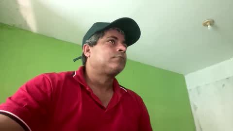 Snapshot of 9vinhocamshow chatting on 02/04/26, 11:38 9vinhocamshow online show from 02/04/26, 11:38