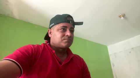 Snapshot of 9vinhocamshow chatting on 02/10/26, 11:58 9vinhocamshow online show from 02/10/26, 11:58