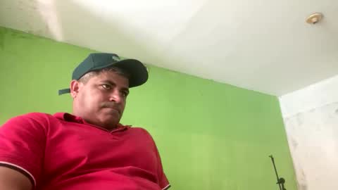 Snapshot of 9vinhocamshow chatting on 02/19/26, 03:19 9vinhocamshow online show from 02/19/26, 03:19