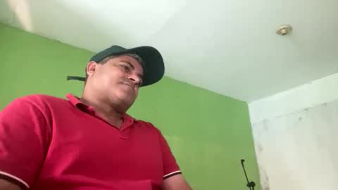 Snapshot of 9vinhocamshow chatting on 02/23/26, 10:56 9vinhocamshow online show from 02/23/26, 10:56