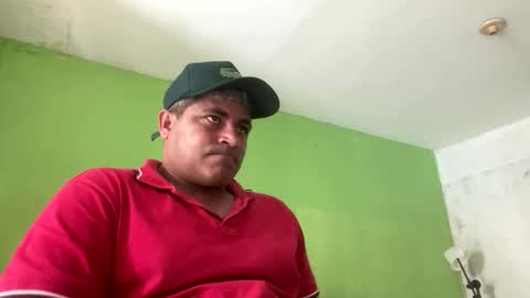 Snapshot of 9vinhocamshow chatting on 03/01/26, 11:34 9vinhocamshow online show from 03/01/26, 11:34