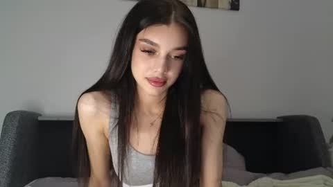 Snapshot of 9west chatting on 06/12/26, 11:20 KARINA online show from 06/12/26, 11:20