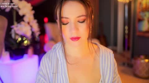 Snapshot of _1s___ chatting on 11/05/25, 04:23 Sophia online show from 11/05/25, 04:23