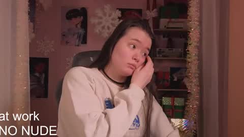 Snapshot of _3x7_ chatting on 12/16/25, 07:57 _3x7_ online show from 12/16/25, 07:57