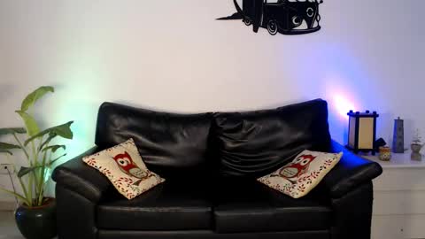 Maia  Martin online show from 03/18/26, 05:05