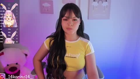 Snapshot of _abby_westt chatting on 01/25/25, 03:51 Sophia online show from 01/25/25, 03:51