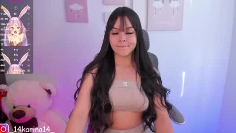 Snapshot of _abby_westt chatting on 03/08/25, 09:08 Sophia online show from 03/08/25, 09:08