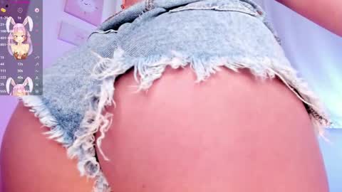 Snapshot of _abby_westt chatting on 09/18/25, 03:30 Sophia online show from 09/18/25, 03:30