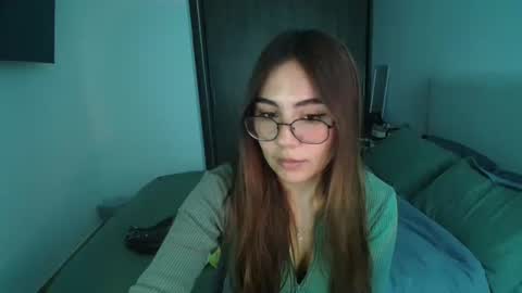 abby 3 online show from 02/28/25, 06:20