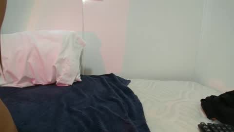 abby 3 online show from 09/30/25, 07:41