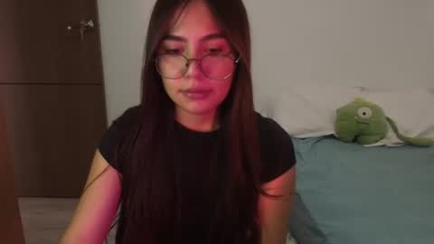 Snapshot of _abbyyyy_ chatting on 05/08/26, 04:12 abby 3 online show from 05/08/26, 04:12