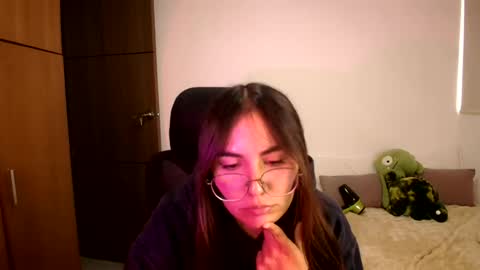 Snapshot of _abbyyyy_ chatting on 07/09/26, 09:52 abby 3 online show from 07/09/26, 09:52