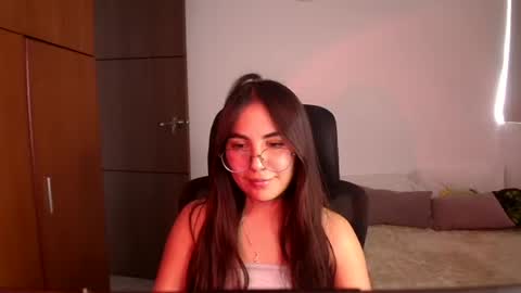 Snapshot of _abbyyyy_ chatting on 08/03/26, 07:50 abby 3 online show from 08/03/26, 07:50
