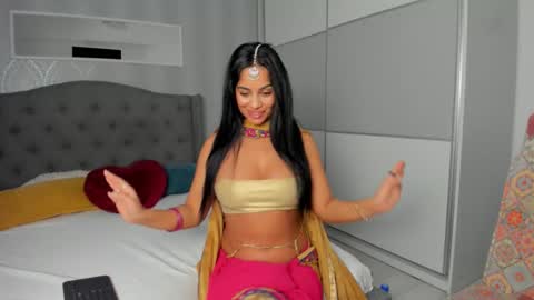 Adelle online show from 11/15/25, 12:56