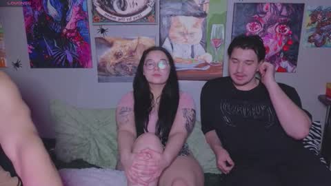 Snapshot of _adrenalinee_ chatting on 11/30/25, 06:56 KENDALL NATHANRYAN LUCY online show from 11/30/25, 06:56