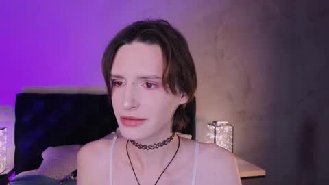 adrian online show from 09/17/25, 05:42