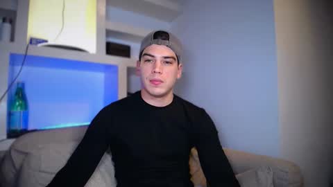 _aesthetic online show from 02/05/26, 11:53