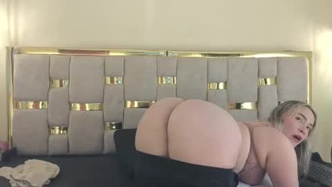 afrodita23 online show from 12/19/25, 03:02