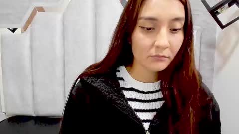  Alaia online show from 02/17/25, 06:04