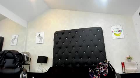 _alana_johnson online show from 05/16/26, 01:35
