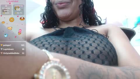 Snapshot of _alegriamartinez_ chatting on 01/11/25, 03:52 _alegriamartinez_ online show from 01/11/25, 03:52