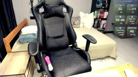 Aleksandra online show from 04/07/26, 04:29