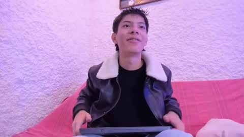 Snapshot of _alexandersawyer_ chatting on 12/03/25, 12:14 Alexander online show from 12/03/25, 12:14