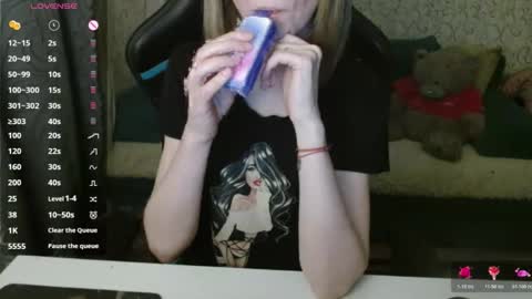 Snapshot of _alicecullen_ chatting on 11/24/25, 03:34 AliceCullen online show from 11/24/25, 03:34