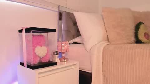 Karo online show from 11/30/25, 06:01