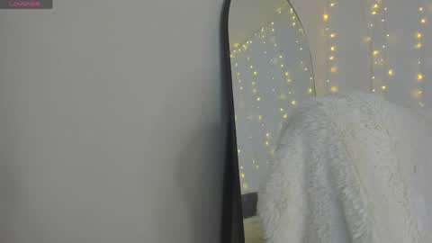 Snapshot of _allisongomez chatting on 05/26/26, 11:12 _allisongomez online show from 05/26/26, 11:12