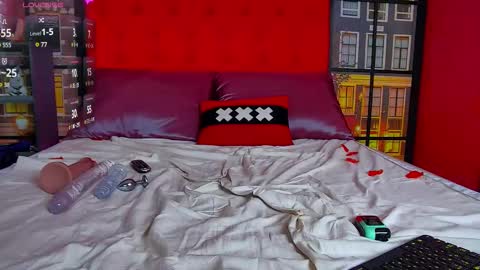 Alison online show from 02/12/25, 07:44